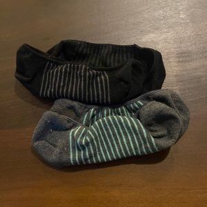 Free w/purchase! No show socks.